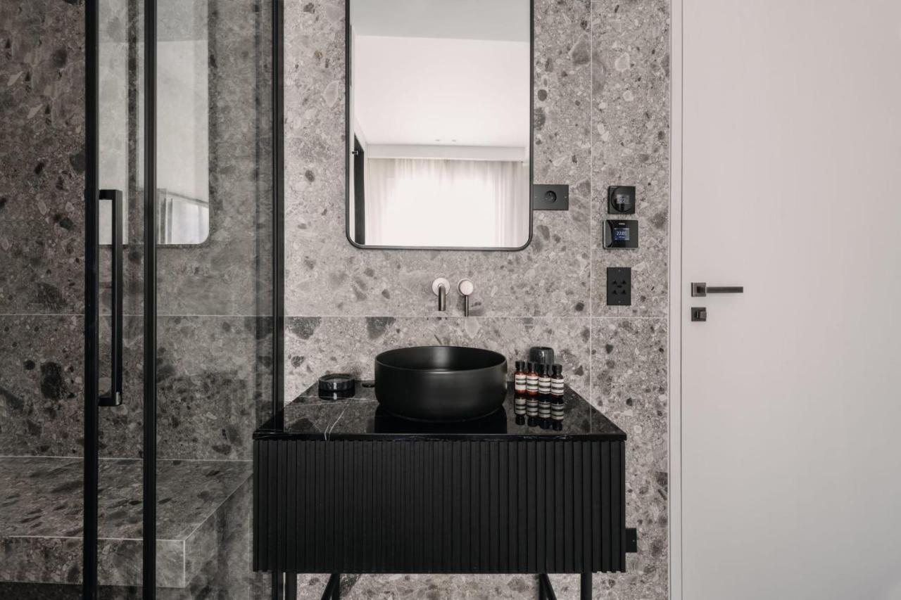Highstay - Luxury Serviced Apartments - North Marais 1 Париж Екстериор снимка